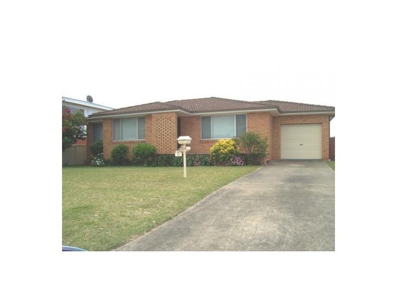 17 Tirriki, Old Bar NSW 2430