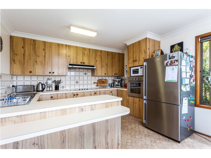 15 Pacific Parade, Old Bar NSW 2430