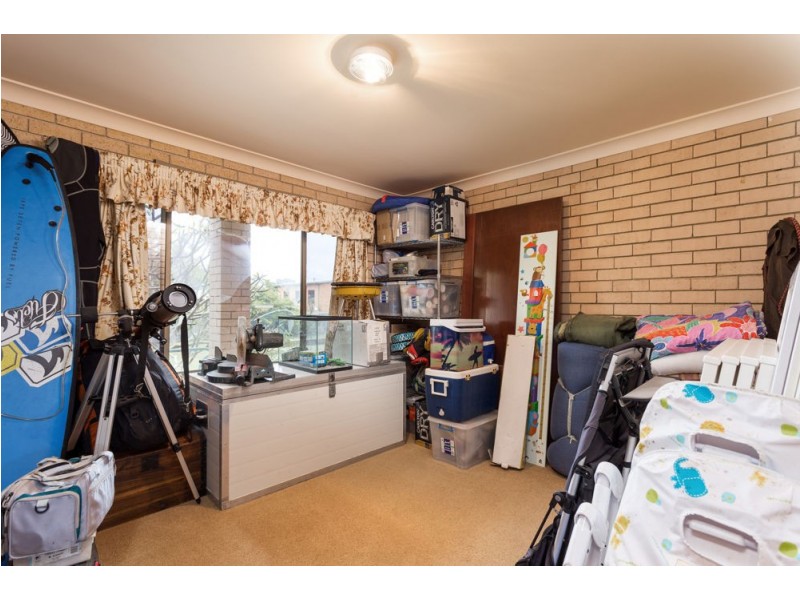 15 Pacific Parade, Old Bar NSW 2430
