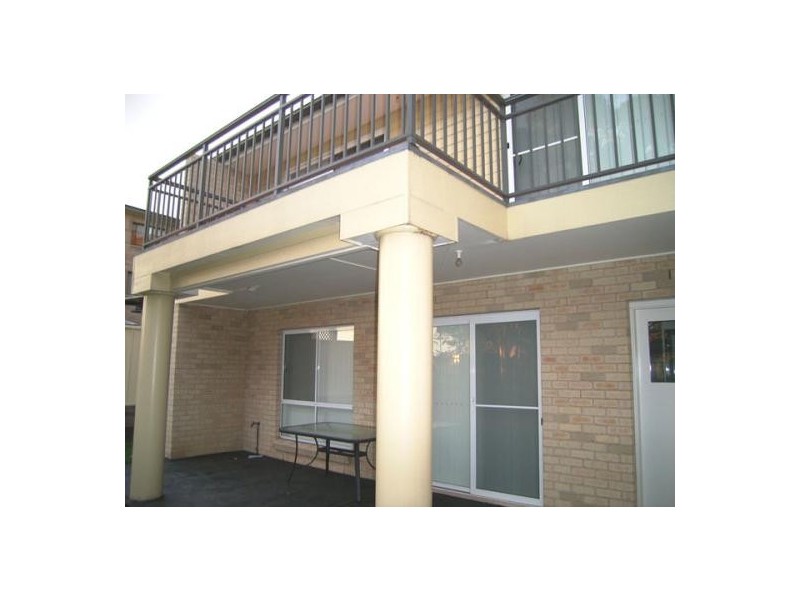 4/6 Bryan Street, Old Bar NSW 2430
