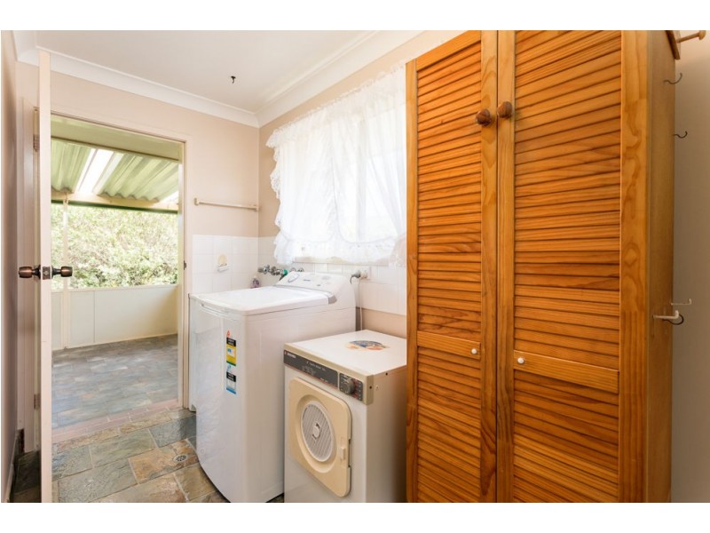 17 Molong Road, Old Bar NSW 2430