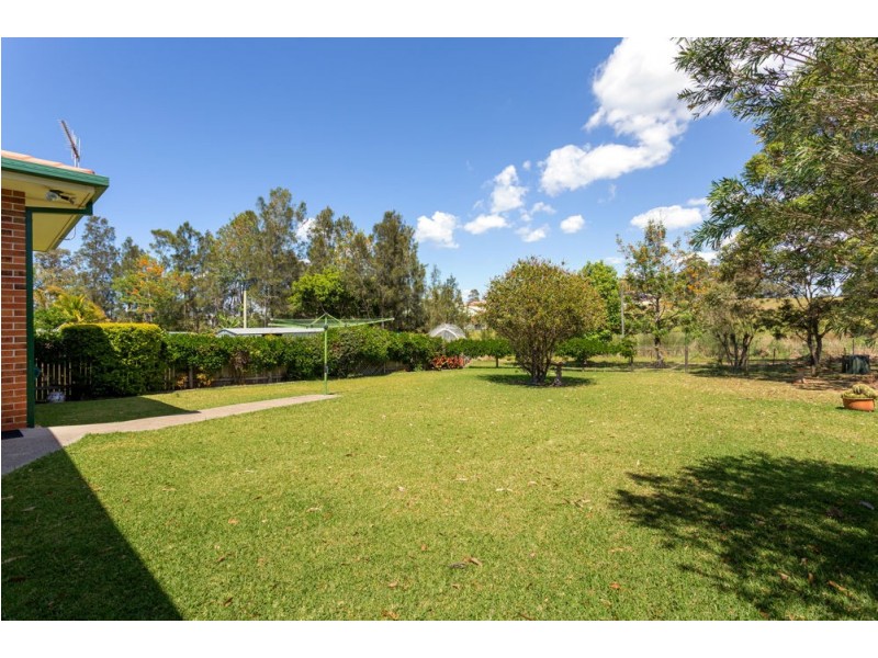 17 Molong Road, Old Bar NSW 2430