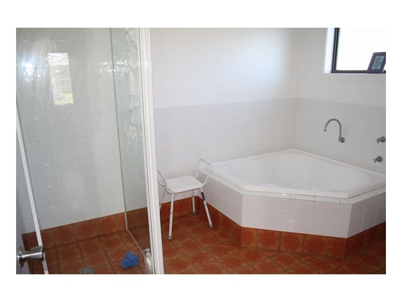 12 Rosier Place, Old Bar NSW 2430