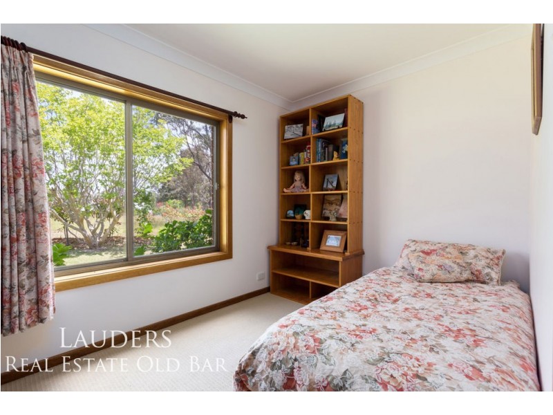 54 Warwiba Road, Old Bar NSW 2430