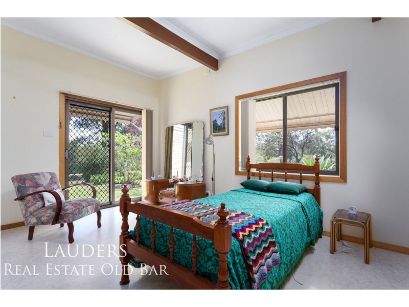 54 Warwiba Road, Old Bar NSW 2430