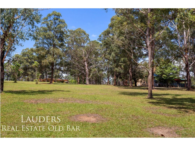 54 Warwiba Road, Old Bar NSW 2430