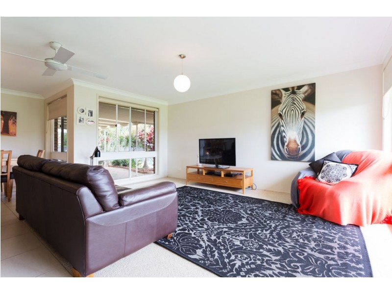 5 Casuarina Close, Old Bar NSW 2430