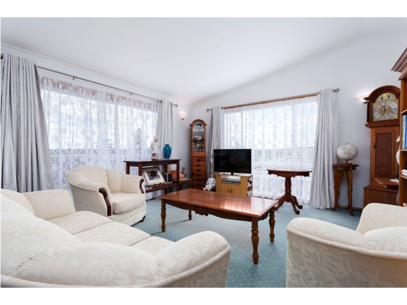 44 Molong Road, Old Bar NSW 2430