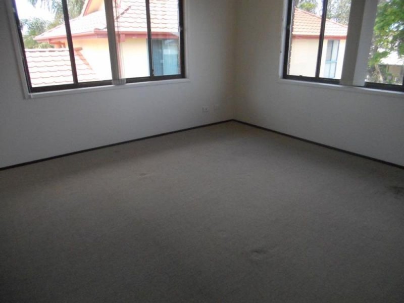 1/34 Hall Street, Old Bar NSW 2430