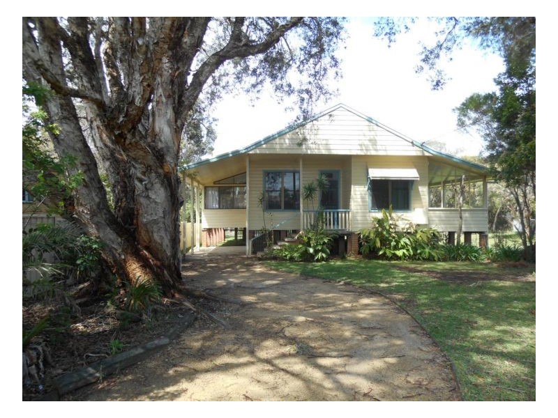 26 Richardson St, Old Bar NSW 2430