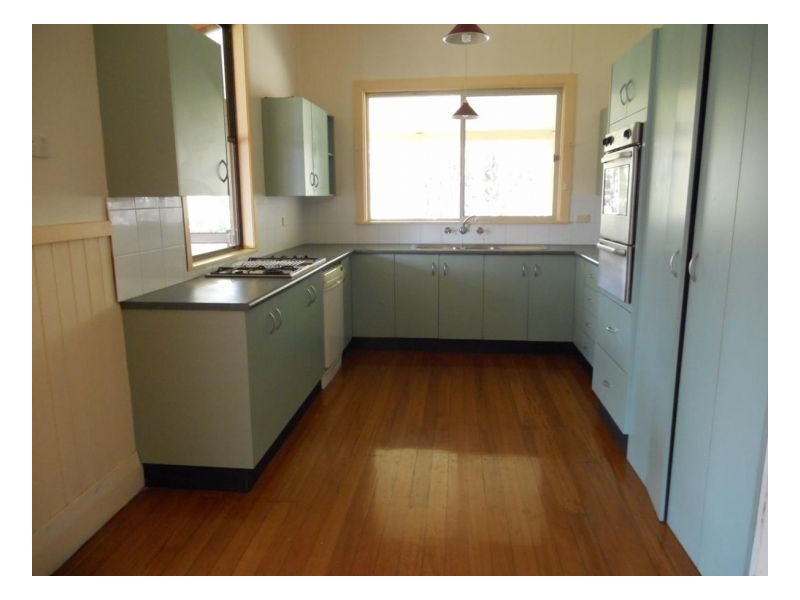 26 Richardson St, Old Bar NSW 2430