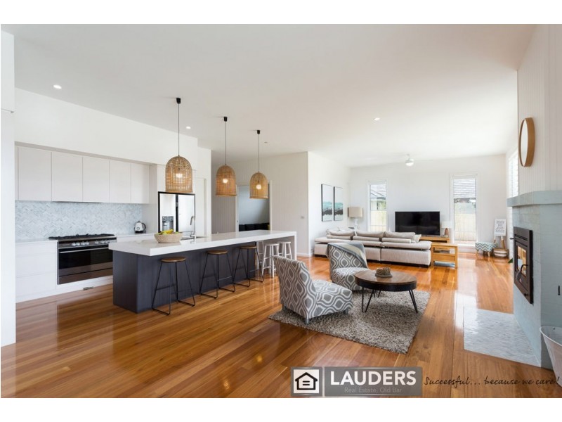18 Janice Street, Wallabi Point NSW 2430