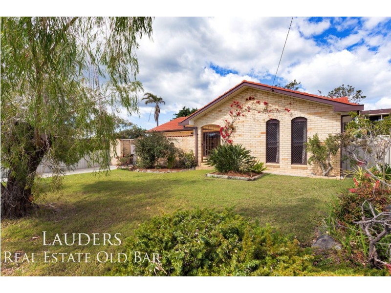 10 Old Bar Road, Old Bar NSW 2430