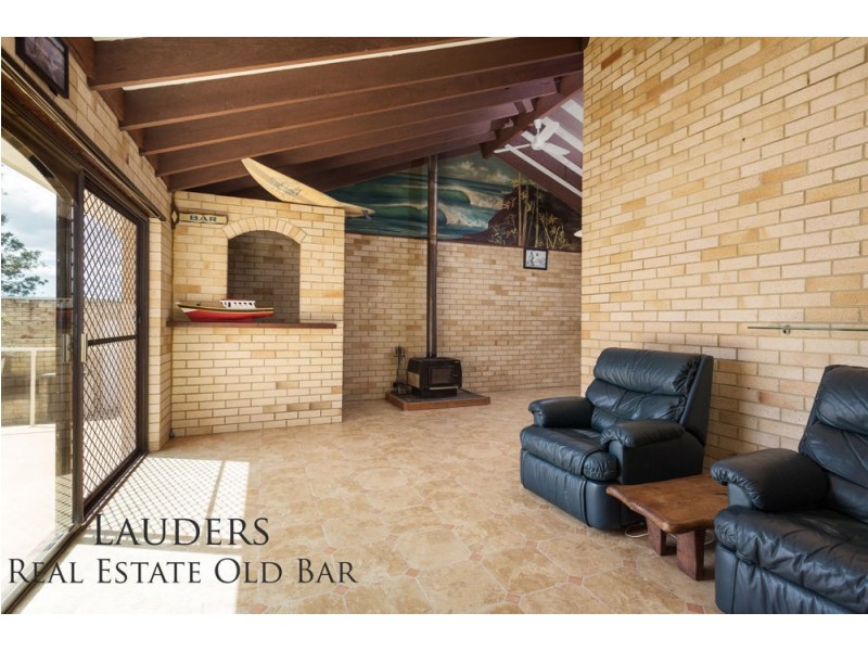 10 Old Bar Road, Old Bar NSW 2430