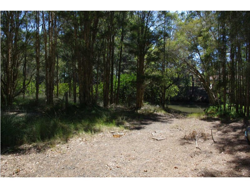 122 Heron Road, Old Bar NSW 2430