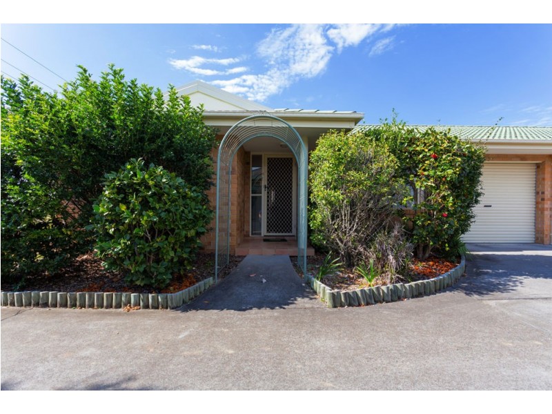 1/76 Old Bar Road, Old Bar NSW 2430