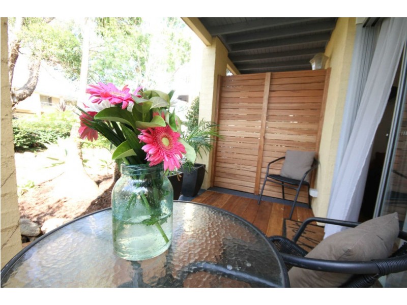 Unit 1 25 Old Bar Road, Old Bar NSW 2430