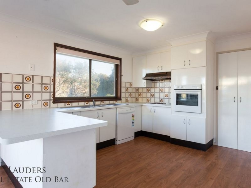 3 Seaview Parade, Wallabi Point NSW 2430