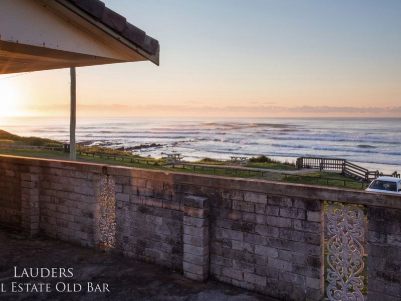 3 Seaview Parade, Wallabi Point NSW 2430