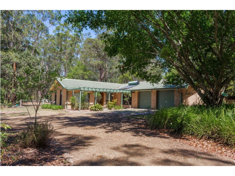 142 Warwiba Road, Old Bar NSW 2430