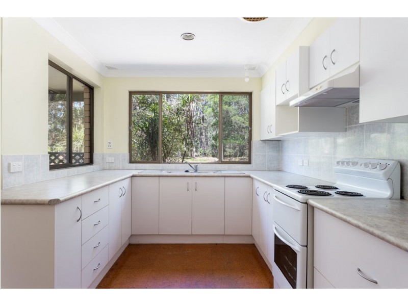 142 Warwiba Road, Old Bar NSW 2430