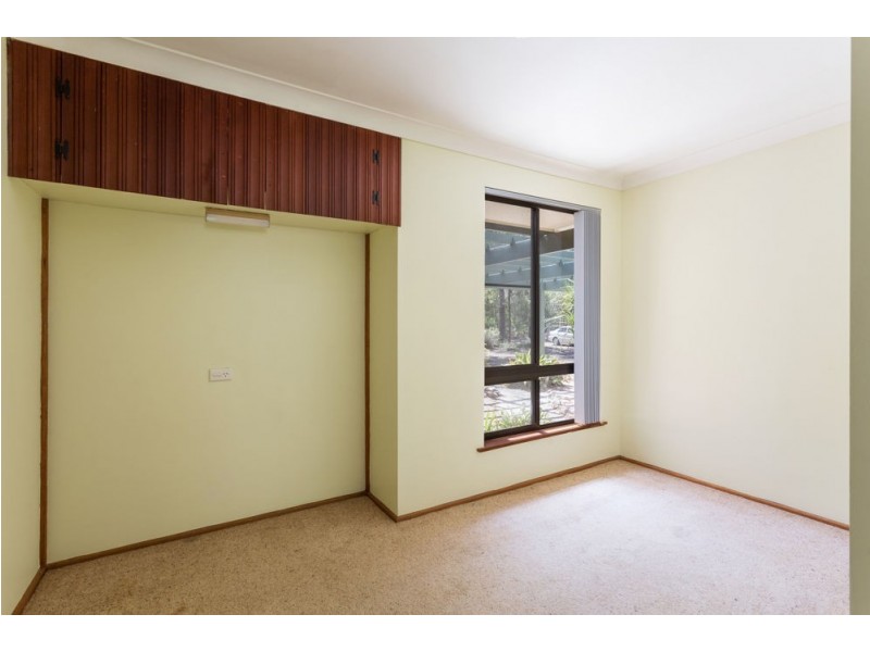 142 Warwiba Road, Old Bar NSW 2430