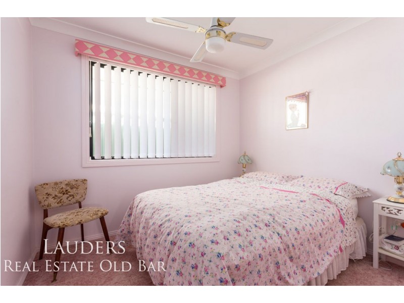 2/80 Old Bar Road, Old Bar NSW 2430