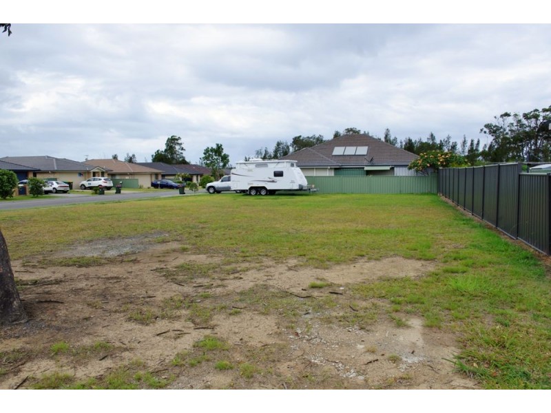 39 Bluehaven Drive, Old Bar NSW 2430