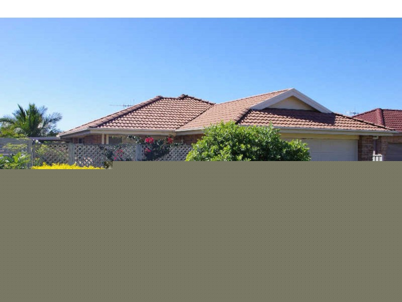 36 Medowie Road, Old Bar NSW 2430
