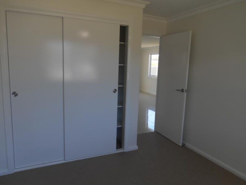 2A/40 Lewis Street, Old Bar NSW 2430