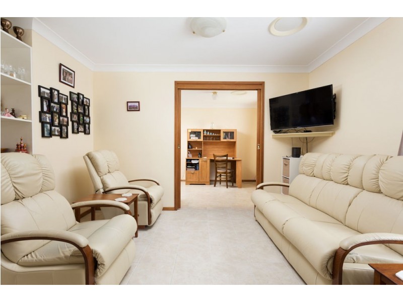 39 Clerke Street, Old Bar NSW 2430