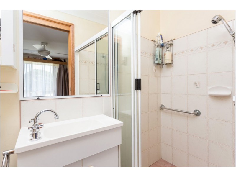 39 Clerke Street, Old Bar NSW 2430