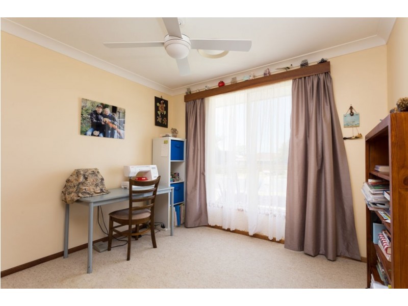 39 Clerke Street, Old Bar NSW 2430