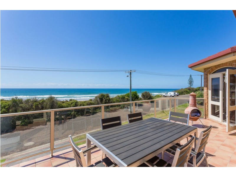 27 Marine Drive, Wallabi Point NSW 2430