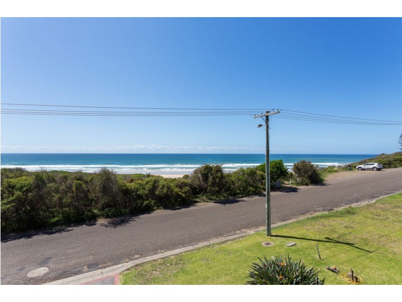 27 Marine Drive, Wallabi Point NSW 2430
