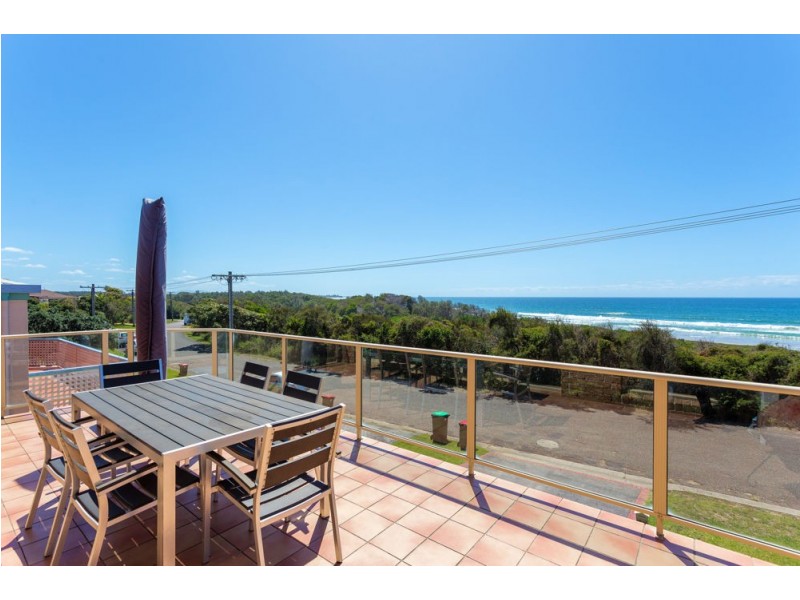 27 Marine Drive, Wallabi Point NSW 2430