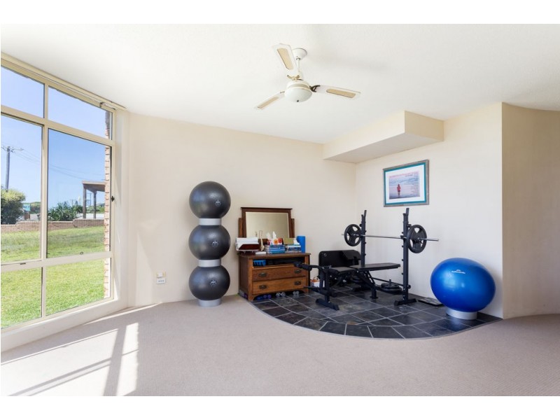 27 Marine Drive, Wallabi Point NSW 2430