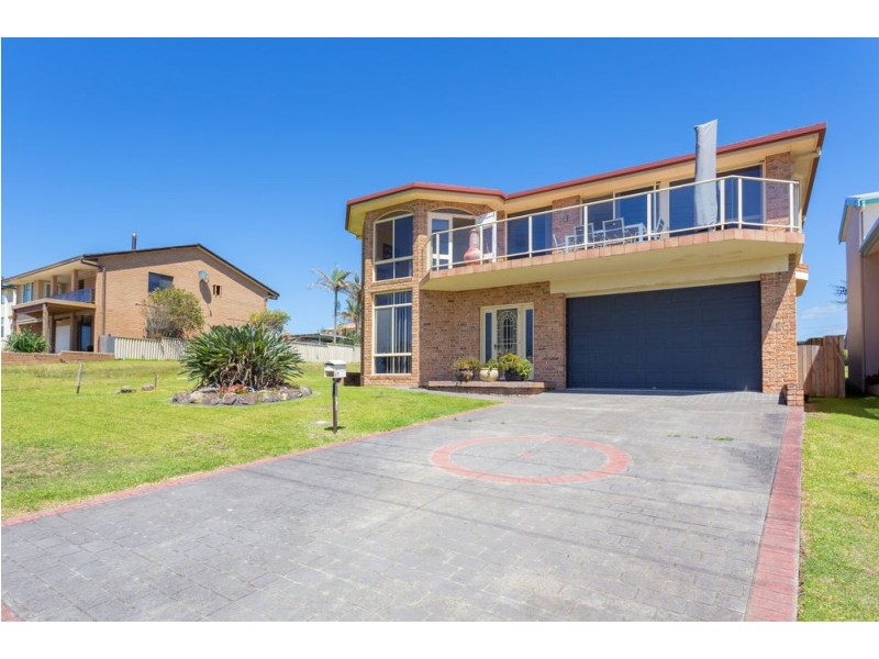 27 Marine Drive, Wallabi Point NSW 2430