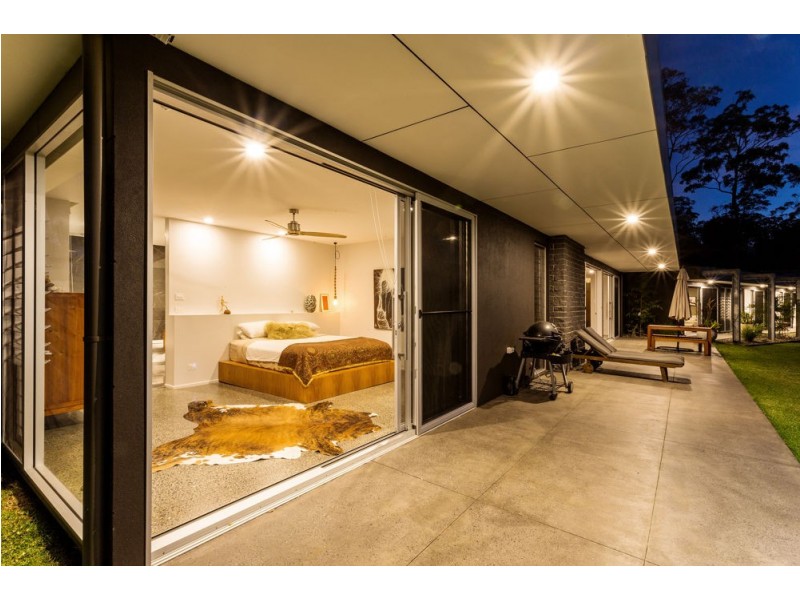 13 Peets Avenue, Wallabi Point NSW 2430