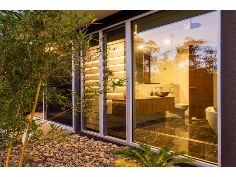 13 Peets Avenue, Wallabi Point NSW 2430