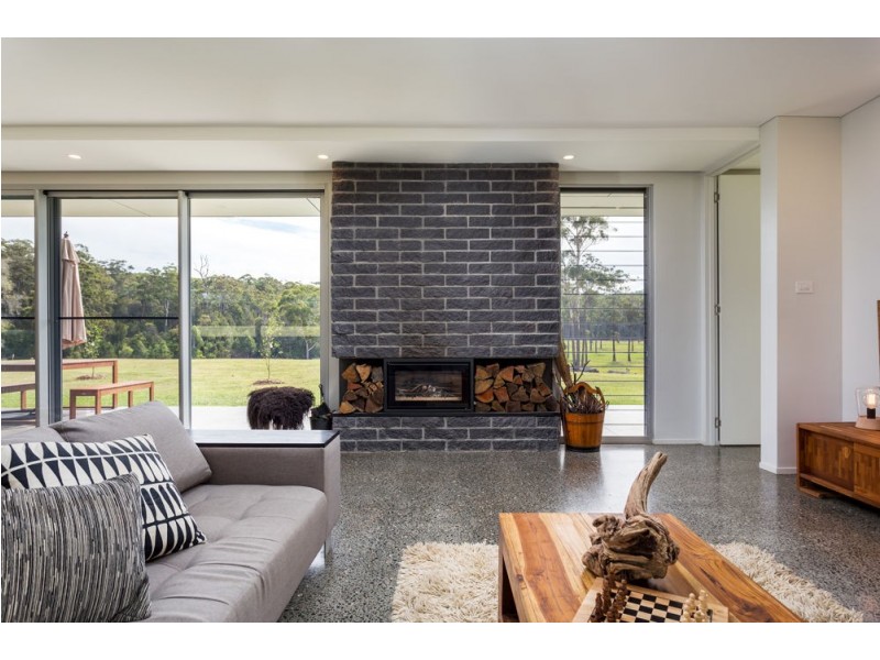 13 Peets Avenue, Wallabi Point NSW 2430