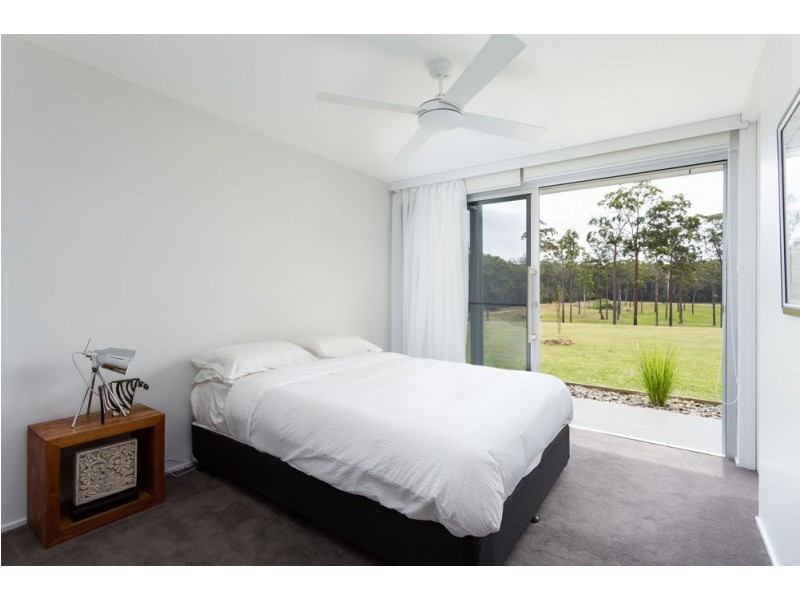 13 Peets Avenue, Wallabi Point NSW 2430