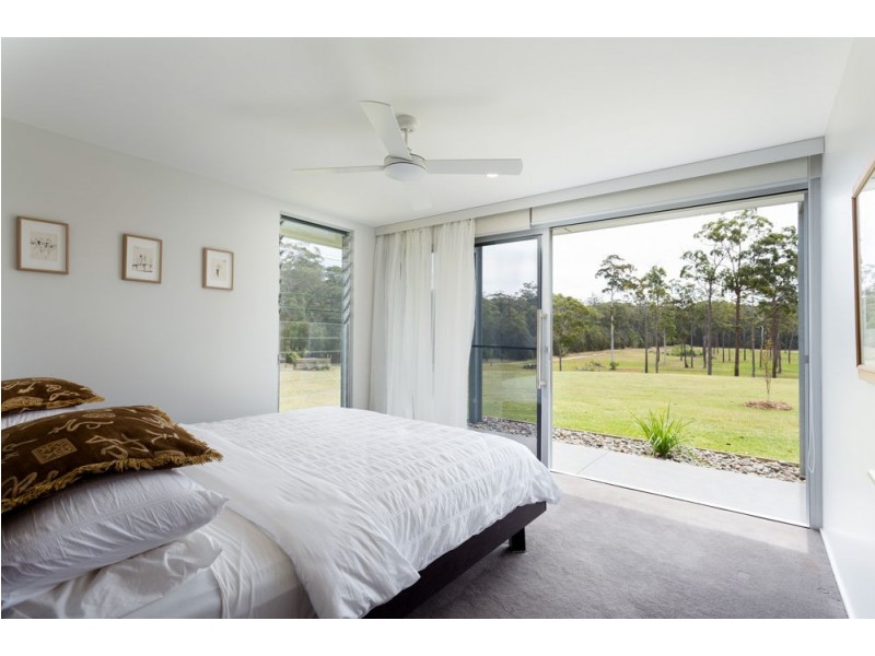 13 Peets Avenue, Wallabi Point NSW 2430