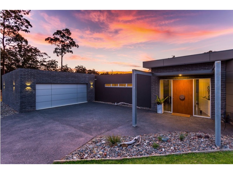 13 Peets Avenue, Wallabi Point NSW 2430