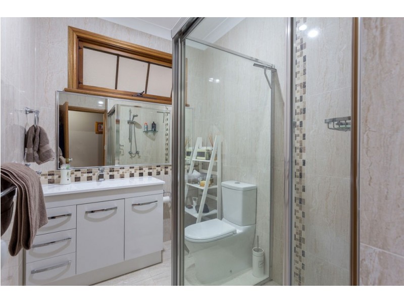 191 Ferry Road, Oxley Island NSW 2430