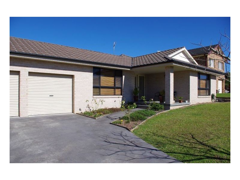 3 Snoewood Street, Old Bar NSW 2430