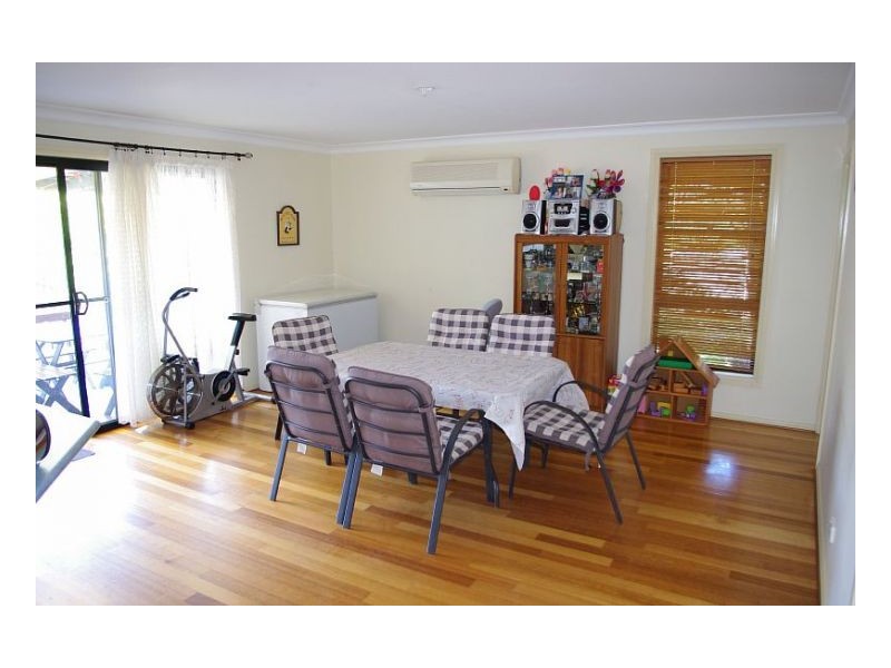 3 Snoewood Street, Old Bar NSW 2430