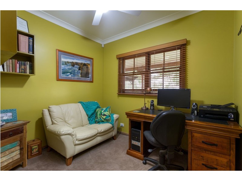 191 Ferry Road, Oxley Island NSW 2430