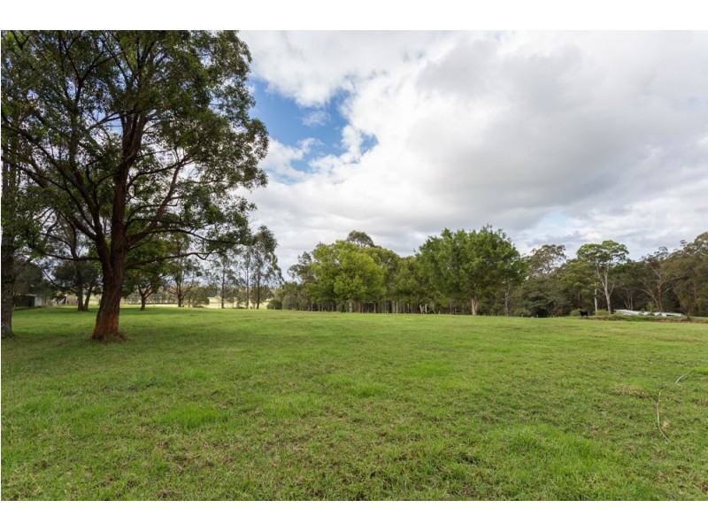 191 Ferry Road, Oxley Island NSW 2430