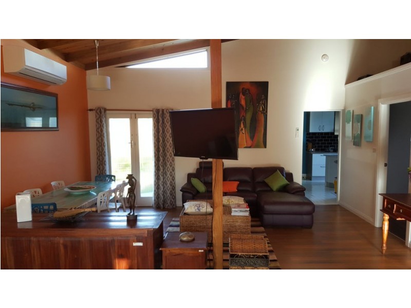 25 David Street, Old Bar NSW 2430